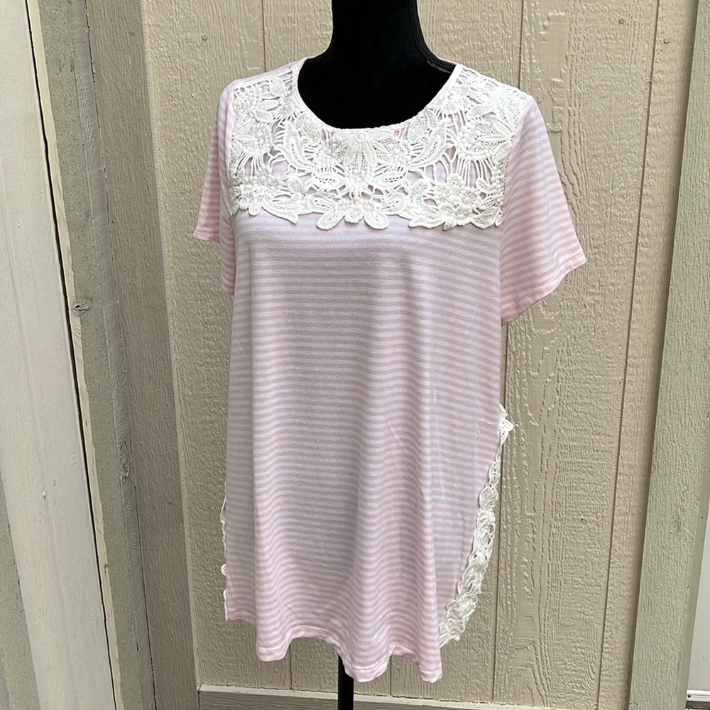 Lacey Pink and White Embellished Blouse size 14-16. By Lane Bryant
